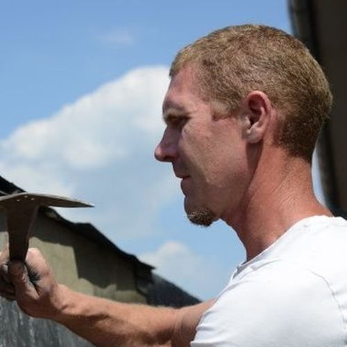 Zijkant-bekleden-met-shingles Dakdekker Vroomshoop met nokvorsten